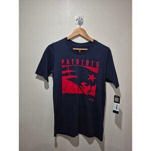 NFL New England Patriots T-Shirt Boys Youth Graphic Tee Navy Red‎ Size L